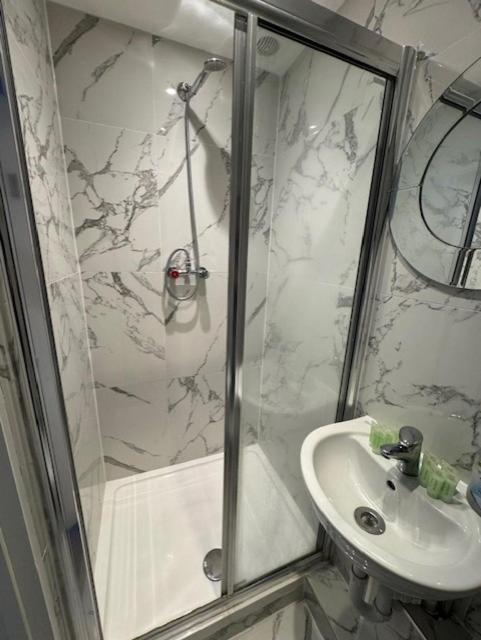 Tony'S House Hotel London Luaran gambar